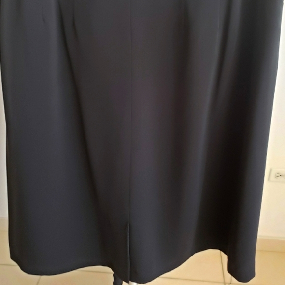 NWOT Harvé Bernard Black skirt - Picture 4 of 12
